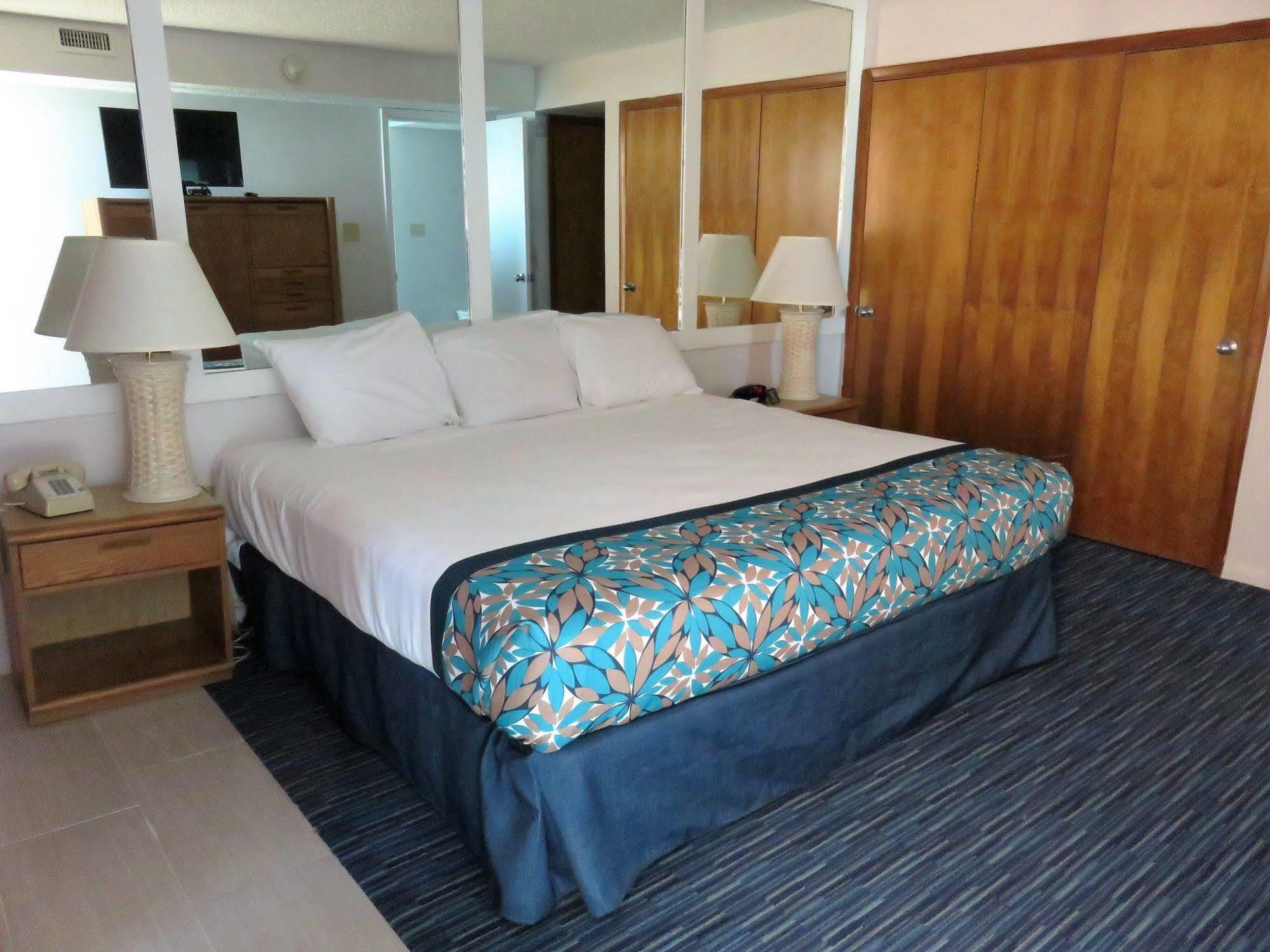 Oceanique Resort Indian Harbour Beach Exterior foto